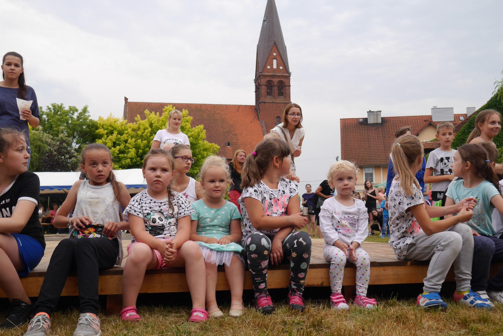 Ulewa dzieciom niestraszna. Piknik rodzinny w Szydłowicach [fotorelacja]