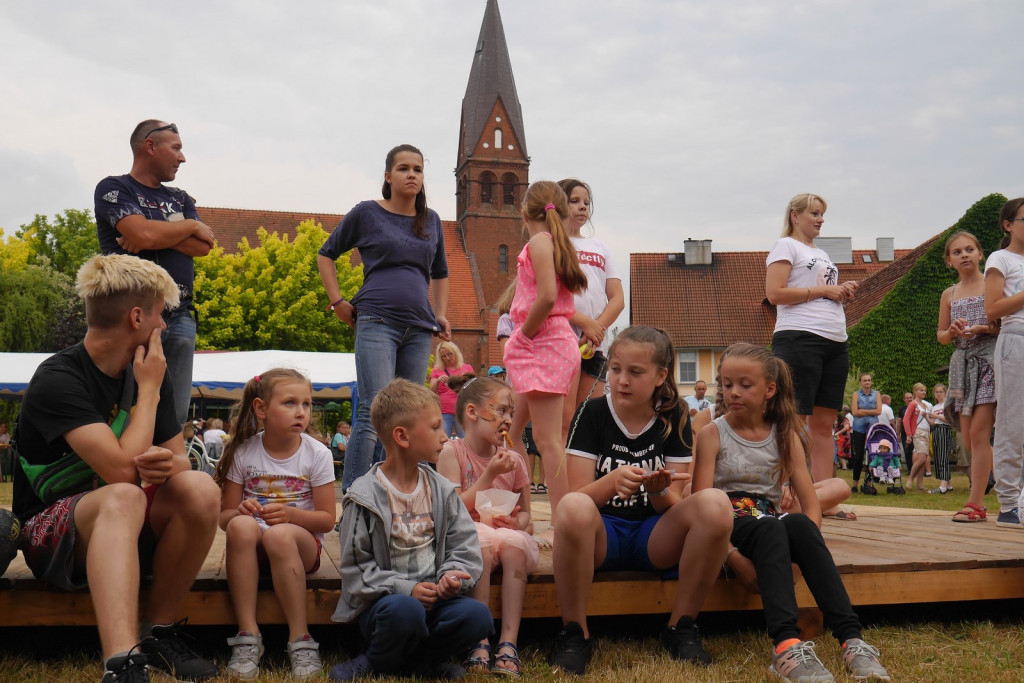 Ulewa dzieciom niestraszna. Piknik rodzinny w Szydłowicach [fotorelacja]