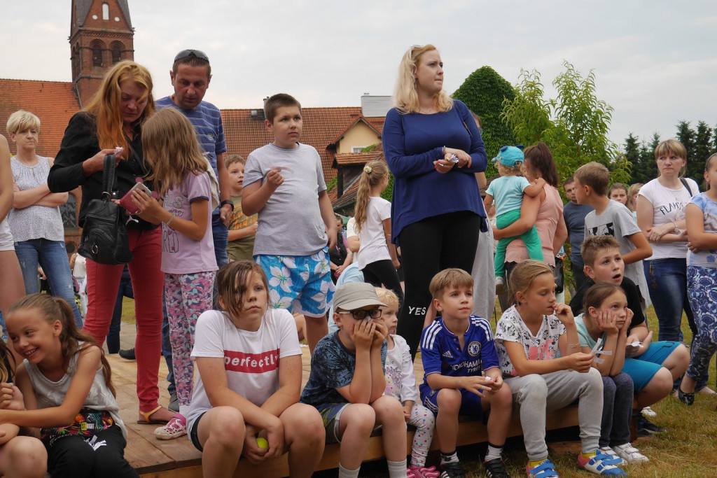 Ulewa dzieciom niestraszna. Piknik rodzinny w Szydłowicach [fotorelacja]