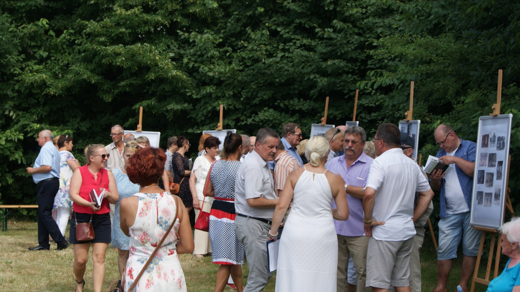 Historia Szkoły Rolniczej w Żłobiźnie. Losy absolwentów i ich wpływ na rozwój regionu