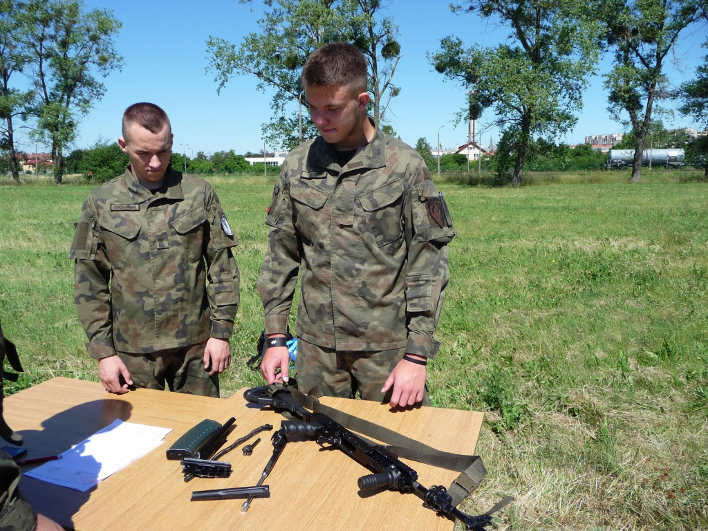 Egzamin certyfikowanych klas mundurowych