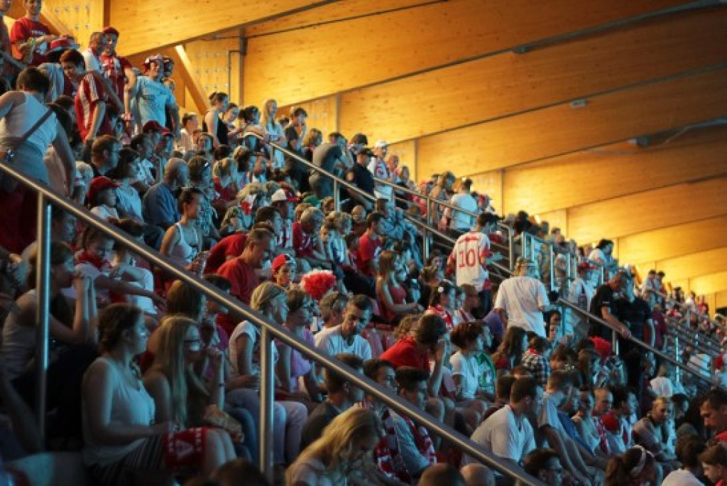 Brzeżanie mundial oglądają w domach i pubach. Strefa kibica tylko na jeden dzień