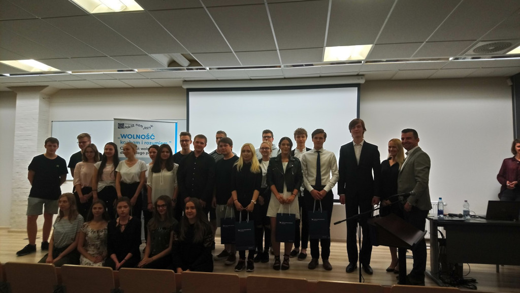 Uczennica I LO w Brzegu 