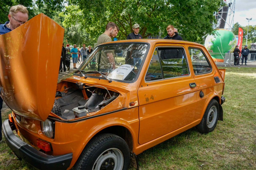 Międzynarodowy Zlot Pojazdów Zabytkowych w Oławie 2018 [fotorelacja]