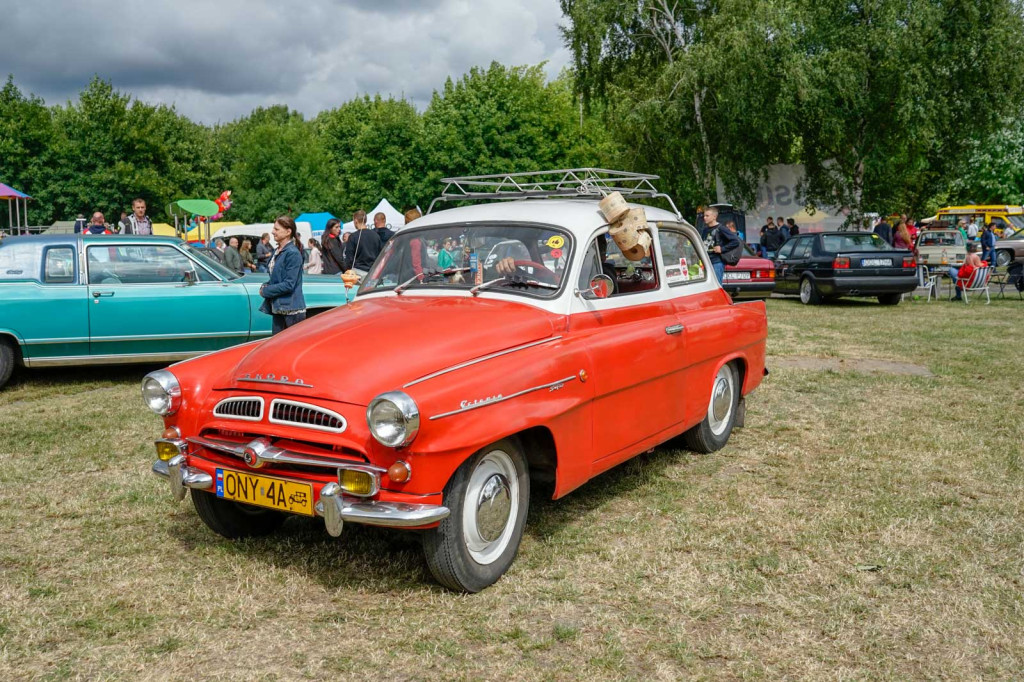 Międzynarodowy Zlot Pojazdów Zabytkowych w Oławie 2018 [fotorelacja]