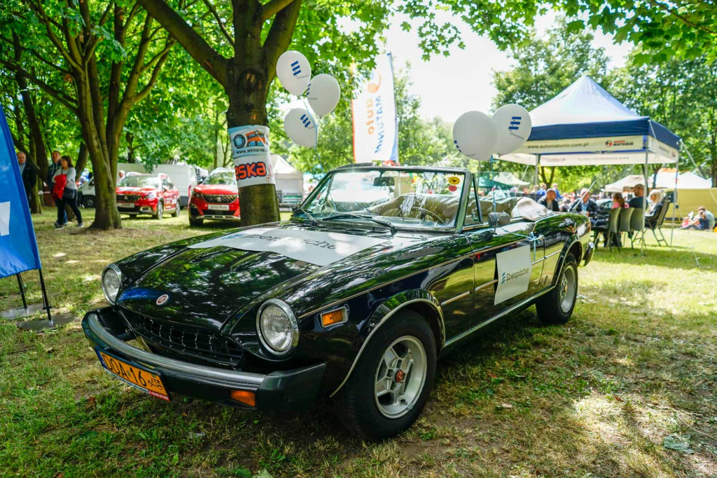 Międzynarodowy Zlot Pojazdów Zabytkowych w Oławie 2018 [fotorelacja]