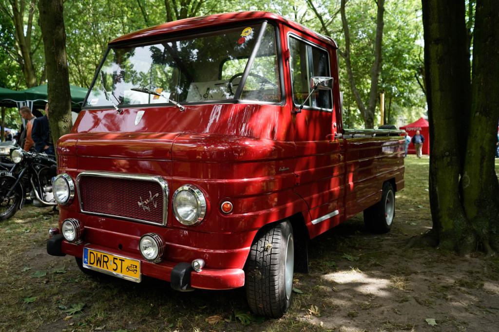 Międzynarodowy Zlot Pojazdów Zabytkowych w Oławie 2018 [fotorelacja]