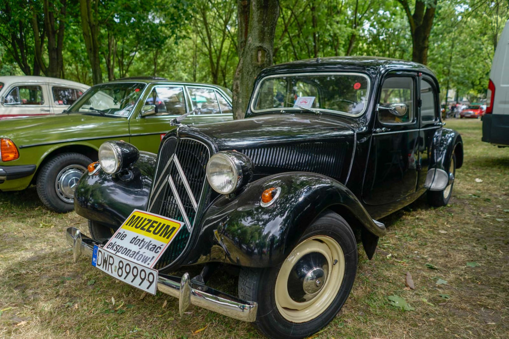 Międzynarodowy Zlot Pojazdów Zabytkowych w Oławie 2018 [fotorelacja]