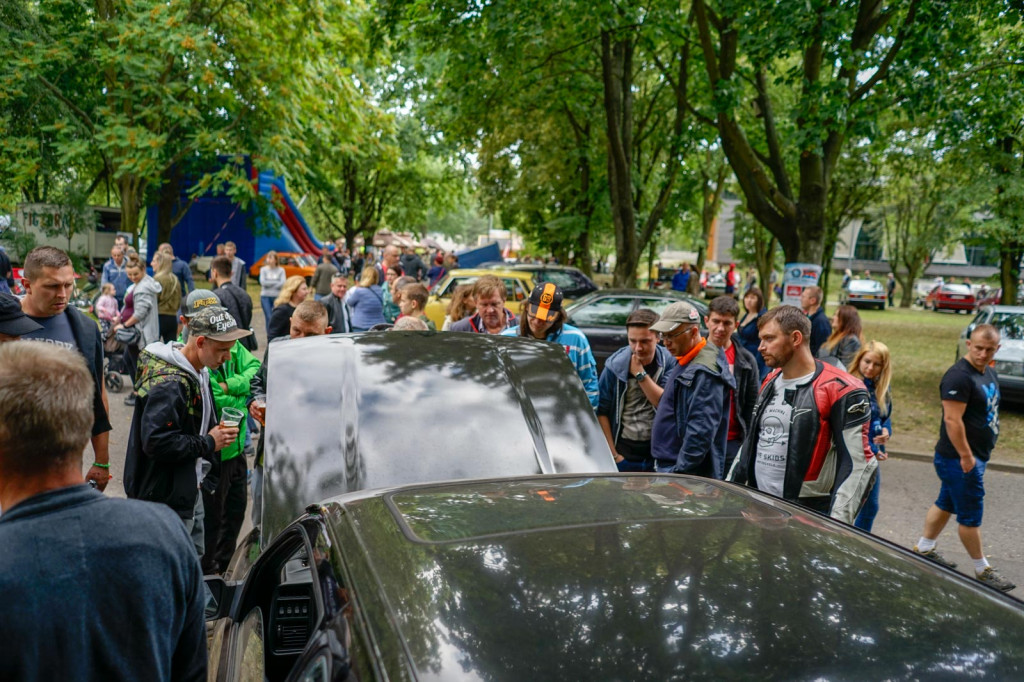 Międzynarodowy Zlot Pojazdów Zabytkowych w Oławie 2018 [fotorelacja]