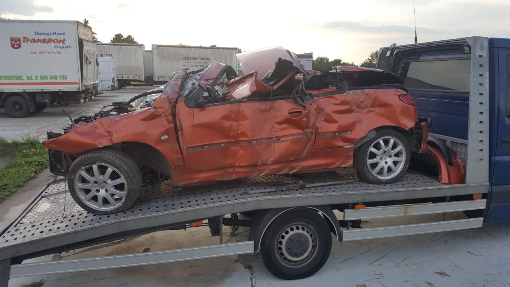 Dwie osoby poszkodowane w wypadku na autostradzie A4