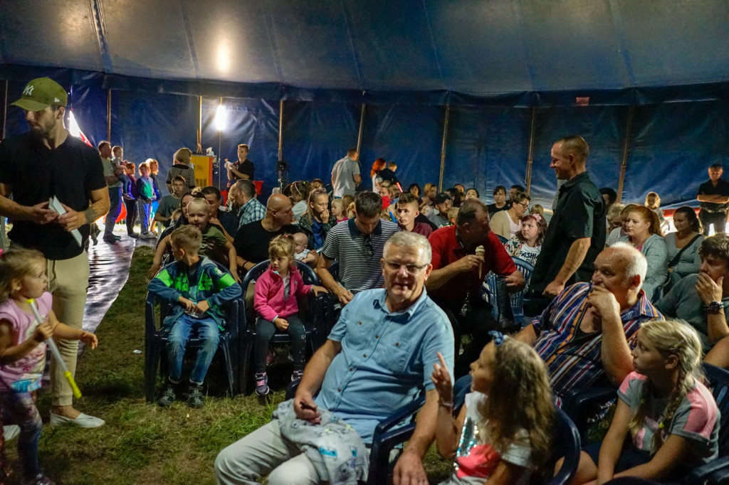 Występ Artystów z Cyrku Juremix [fotorelacja]