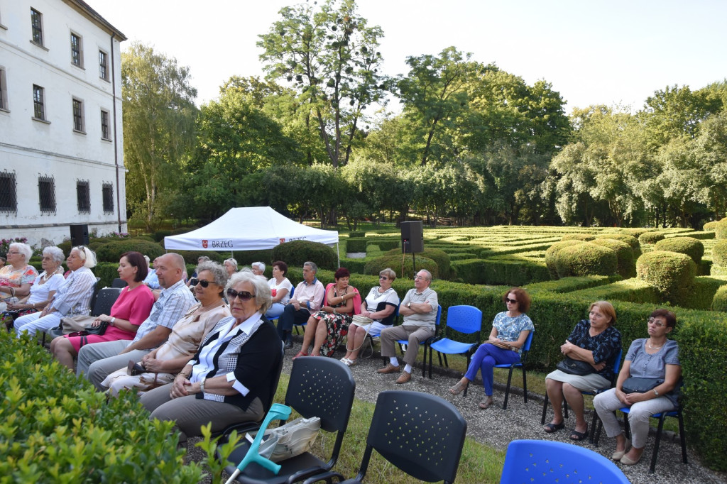 Atrakcyjna niedziela z bańkami mydlanymi i muzyką w plenerze [fotorelacja]