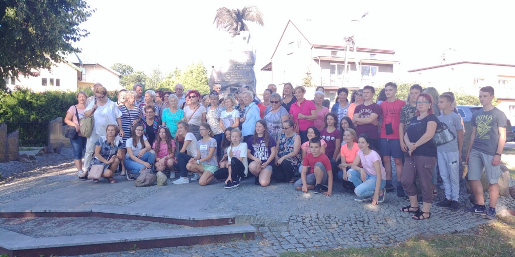 Wielopokoleniowa integracja kulturowa z Polakami na Litwie.  Śladami Polaków na Litwie.