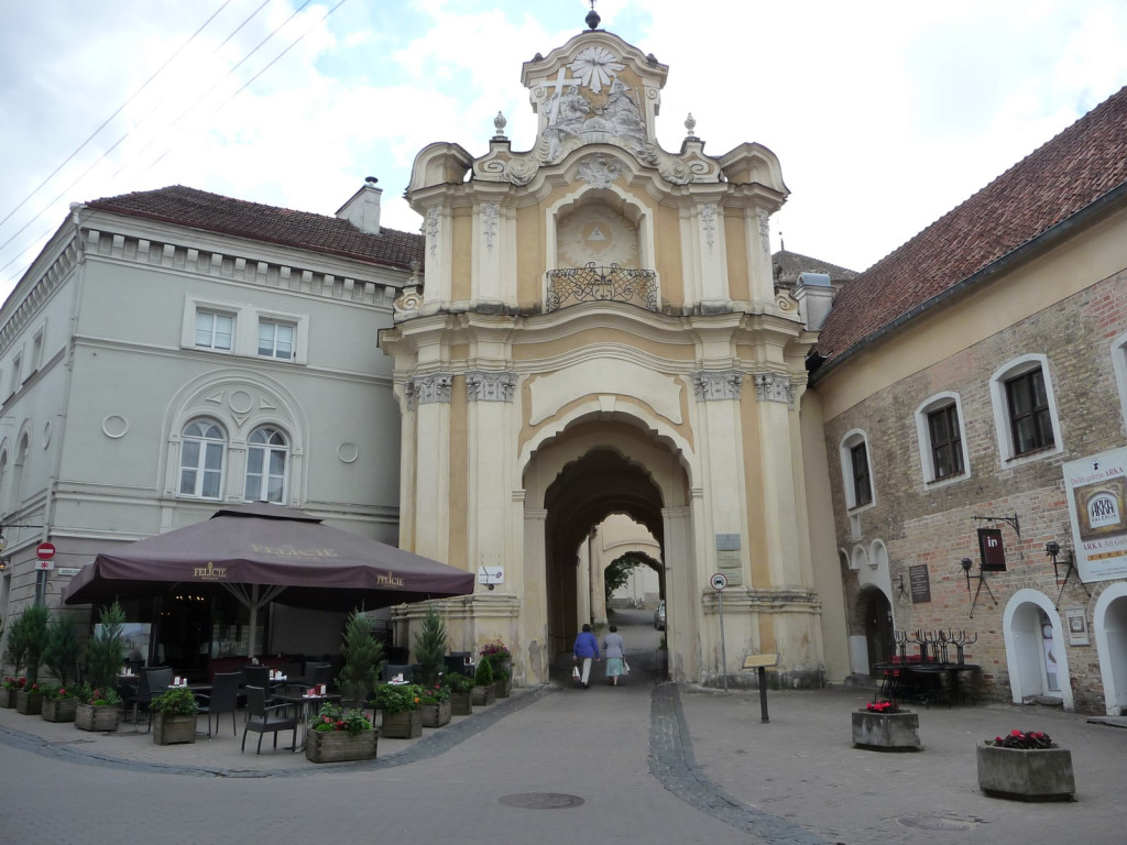 Wielopokoleniowa integracja kulturowa z Polakami na Litwie.  Śladami Polaków na Litwie.