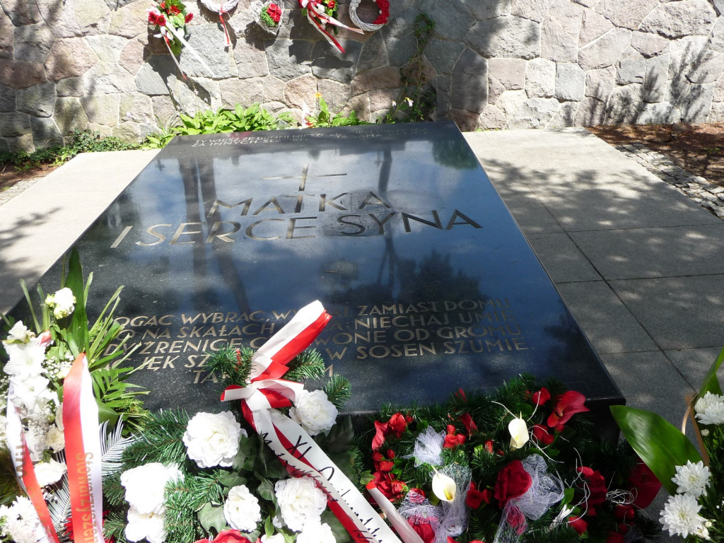 Wielopokoleniowa integracja kulturowa z Polakami na Litwie.  Śladami Polaków na Litwie.