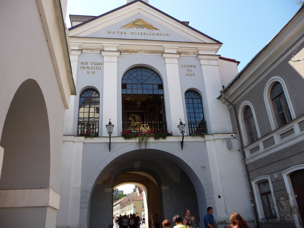 Wielopokoleniowa integracja kulturowa z Polakami na Litwie.  Śladami Polaków na Litwie.