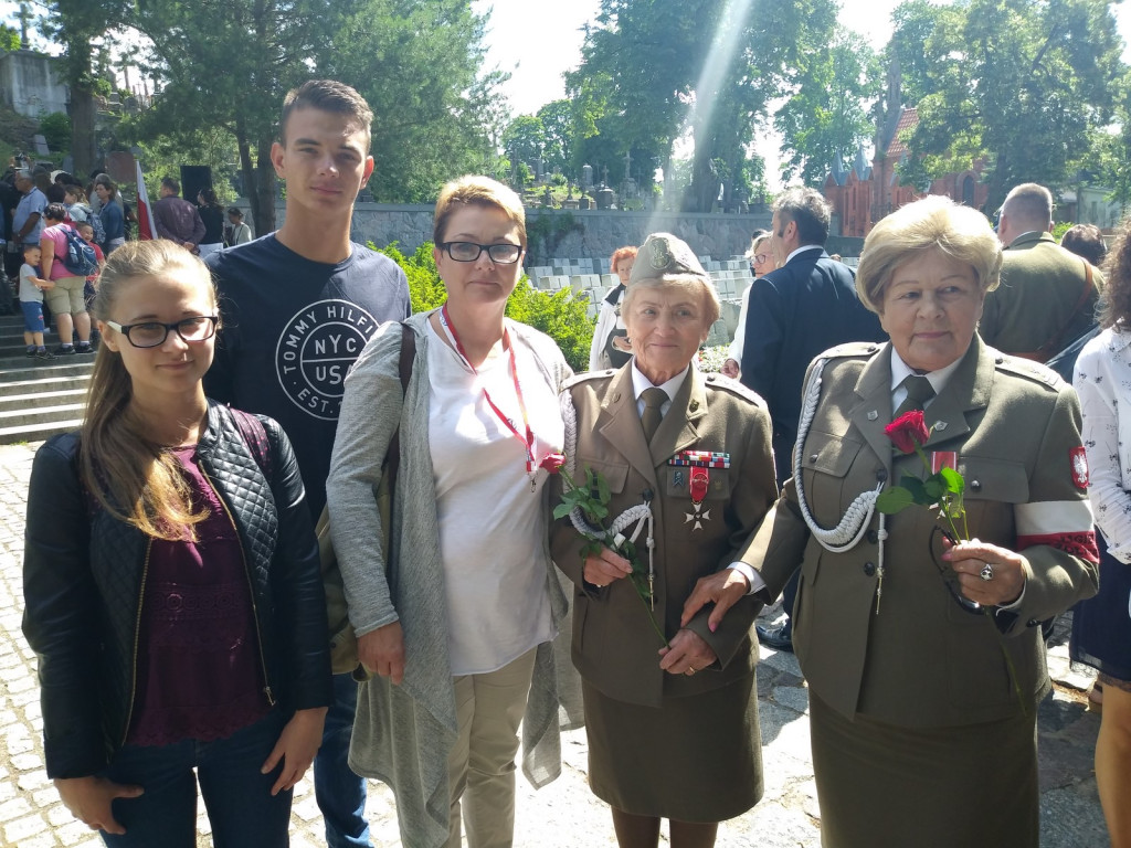 Wielopokoleniowa integracja kulturowa z Polakami na Litwie.  Śladami Polaków na Litwie.
