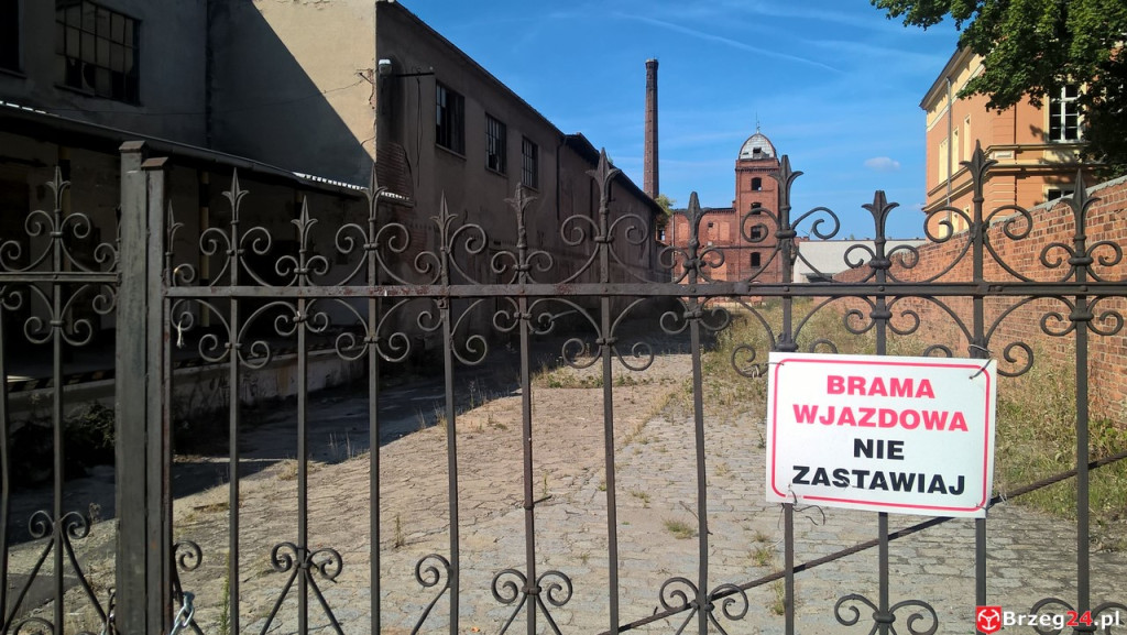 Browar w Brzegu popada w ruinę. Historia i stan obecny.
