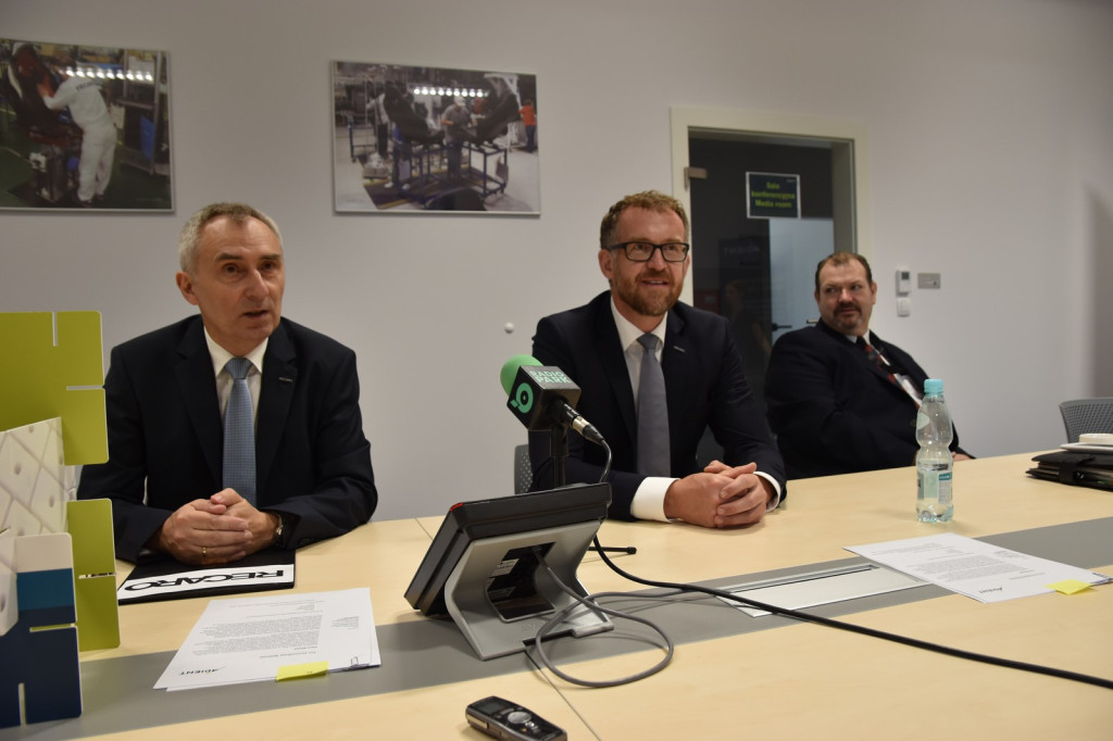 Rozbudowa fabryki Adient w Skarbimierzu-Osiedle. Zwiększenie przestrzeni produkcyjnej zapewni firmie wiele korzyści