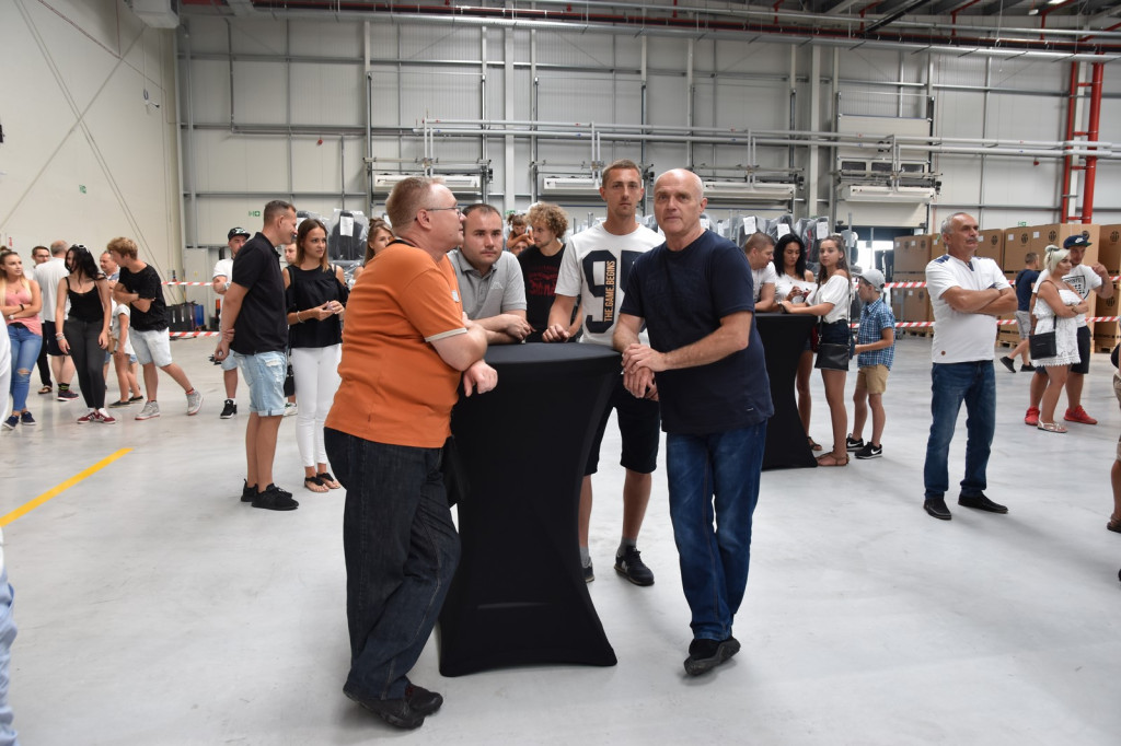 Rozbudowa fabryki Adient w Skarbimierzu-Osiedle. Zwiększenie przestrzeni produkcyjnej zapewni firmie wiele korzyści