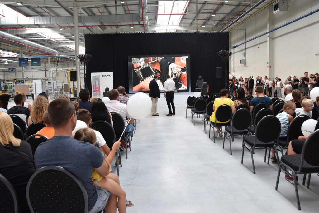 Rozbudowa fabryki Adient w Skarbimierzu-Osiedle. Zwiększenie przestrzeni produkcyjnej zapewni firmie wiele korzyści