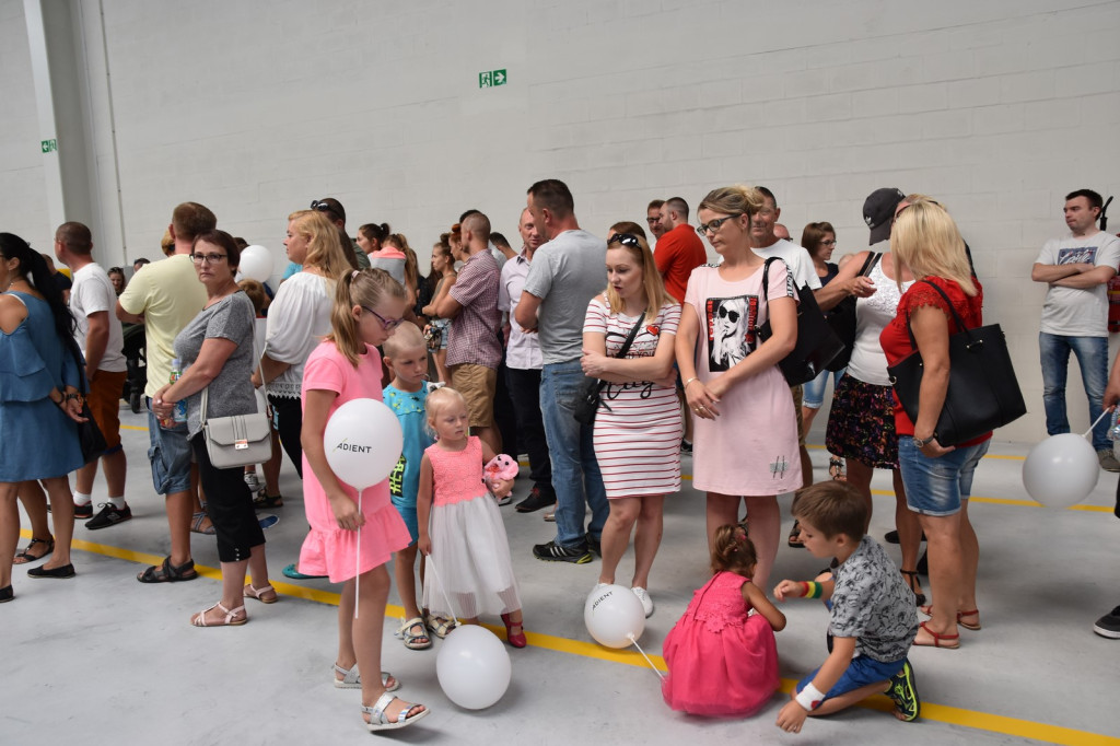 Rozbudowa fabryki Adient w Skarbimierzu-Osiedle. Zwiększenie przestrzeni produkcyjnej zapewni firmie wiele korzyści