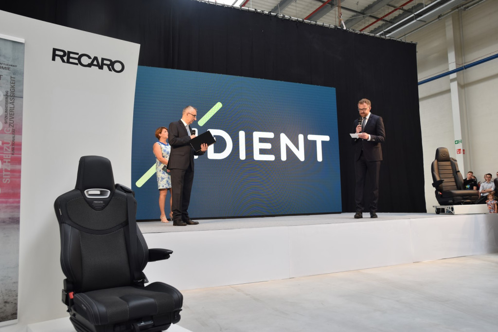 Rozbudowa fabryki Adient w Skarbimierzu-Osiedle. Zwiększenie przestrzeni produkcyjnej zapewni firmie wiele korzyści