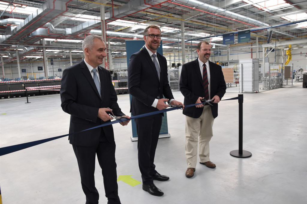 Rozbudowa fabryki Adient w Skarbimierzu-Osiedle. Zwiększenie przestrzeni produkcyjnej zapewni firmie wiele korzyści