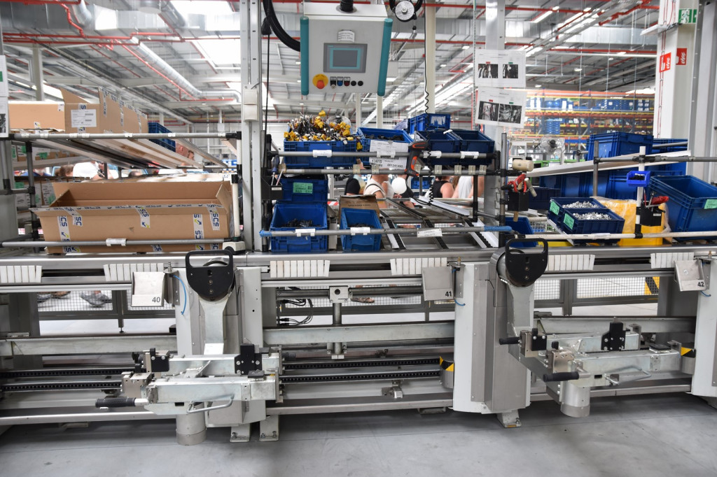 Rozbudowa fabryki Adient w Skarbimierzu-Osiedle. Zwiększenie przestrzeni produkcyjnej zapewni firmie wiele korzyści