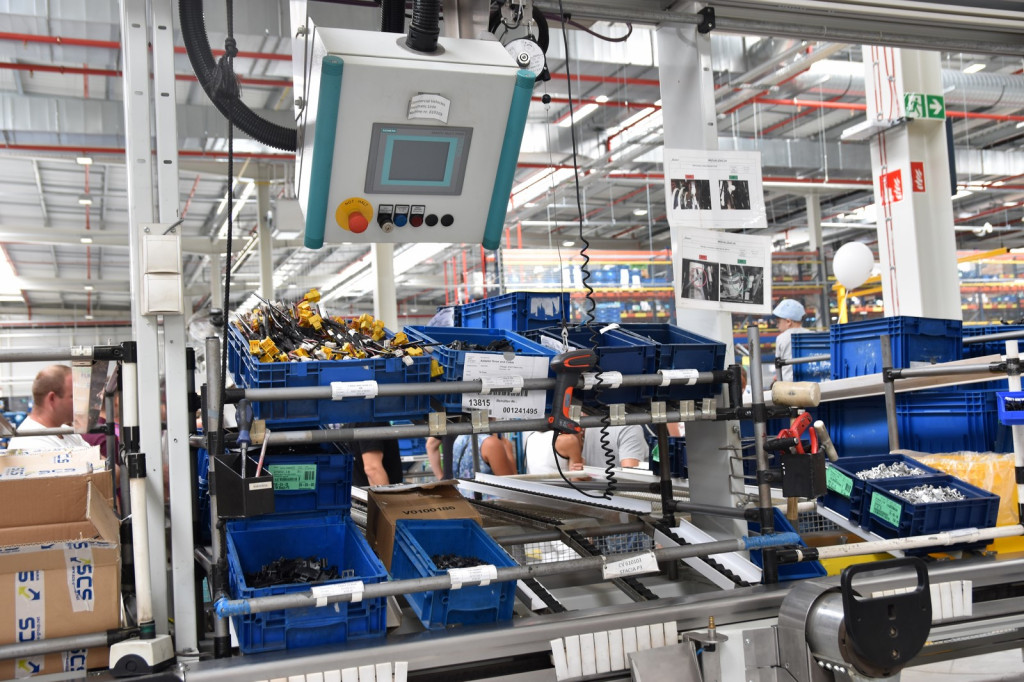 Rozbudowa fabryki Adient w Skarbimierzu-Osiedle. Zwiększenie przestrzeni produkcyjnej zapewni firmie wiele korzyści