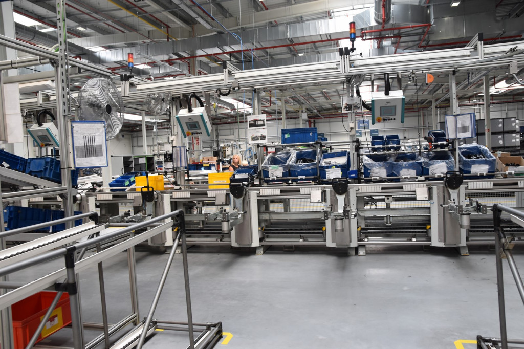 Rozbudowa fabryki Adient w Skarbimierzu-Osiedle. Zwiększenie przestrzeni produkcyjnej zapewni firmie wiele korzyści