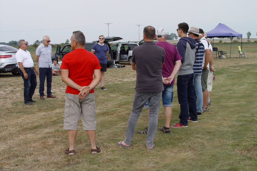 Zawody modeli akrobacyjnych zdalnie sterowanych pod Grodkowem [fotorelacja]