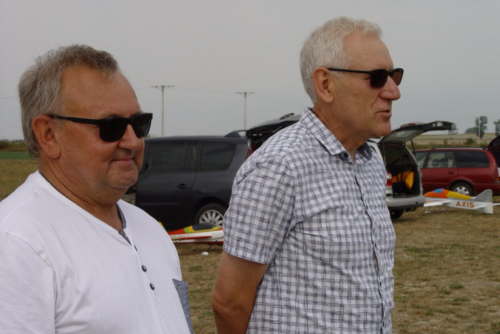 Zawody modeli akrobacyjnych zdalnie sterowanych pod Grodkowem [fotorelacja]