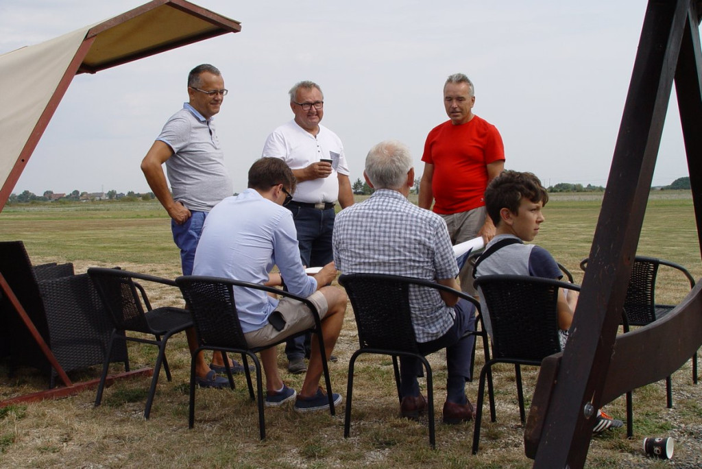 Zawody modeli akrobacyjnych zdalnie sterowanych pod Grodkowem [fotorelacja]