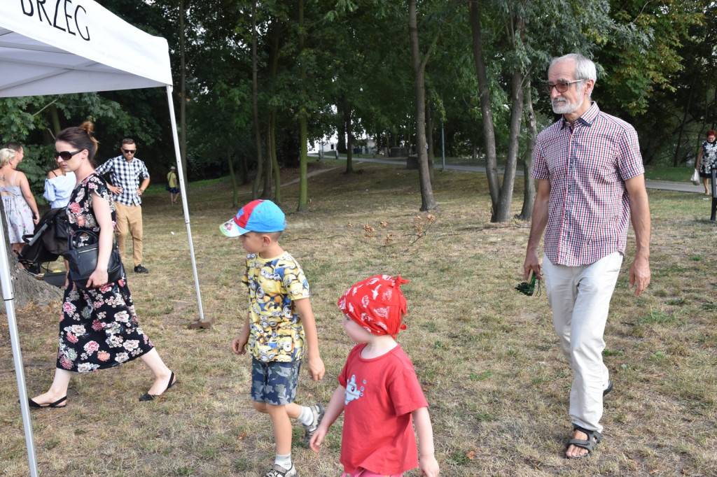 Muzyczna dawka energii od trio 