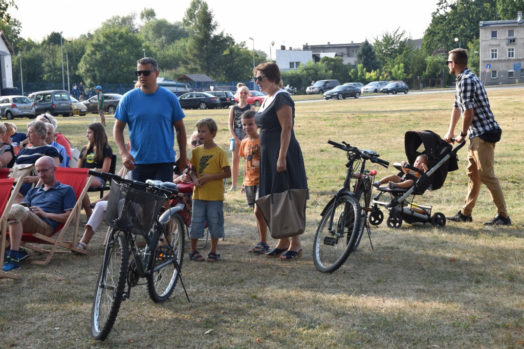 Muzyczna dawka energii od trio 