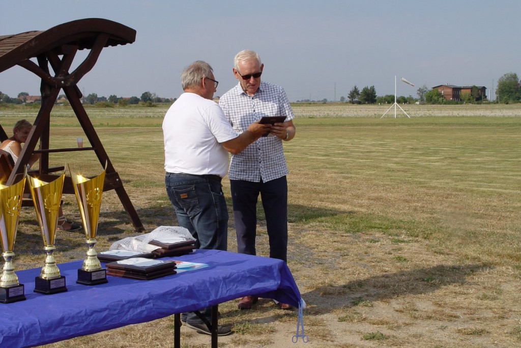 Zawody modeli akrobacyjnych zdalnie sterowanych pod Grodkowem [fotorelacja]