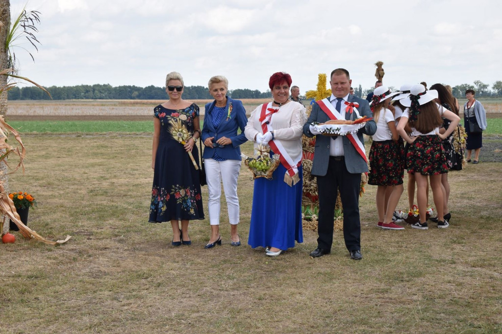 Dożynki Gminy Olszanka w Obórkach [fotorelacja]