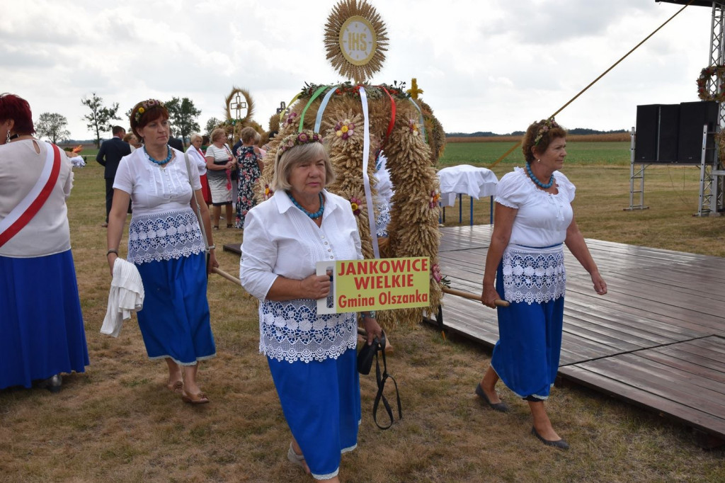 Dożynki Gminy Olszanka w Obórkach [fotorelacja]