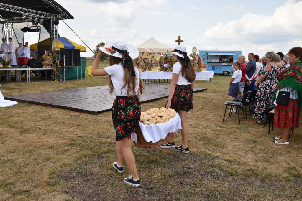 Dożynki Gminy Olszanka w Obórkach [fotorelacja]
