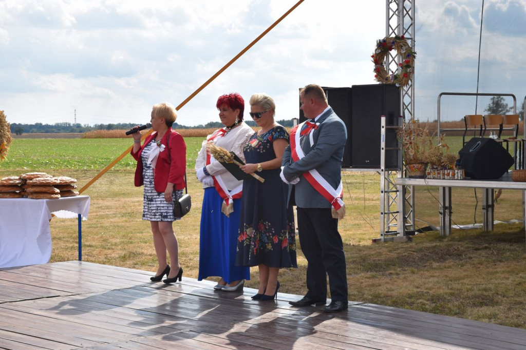 Dożynki Gminy Olszanka w Obórkach [fotorelacja]