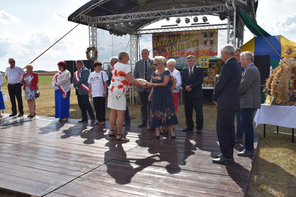 Dożynki Gminy Olszanka w Obórkach [fotorelacja]