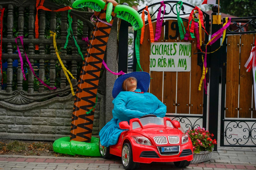 Święto plonów w Brzezinie. Najpiękniejszy wieniec dożynkowy w Gminie Skarbimierz z Kopanie