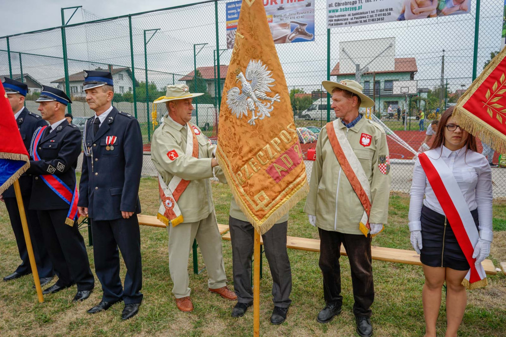 Święto plonów w Brzezinie. Najpiękniejszy wieniec dożynkowy w Gminie Skarbimierz z Kopanie