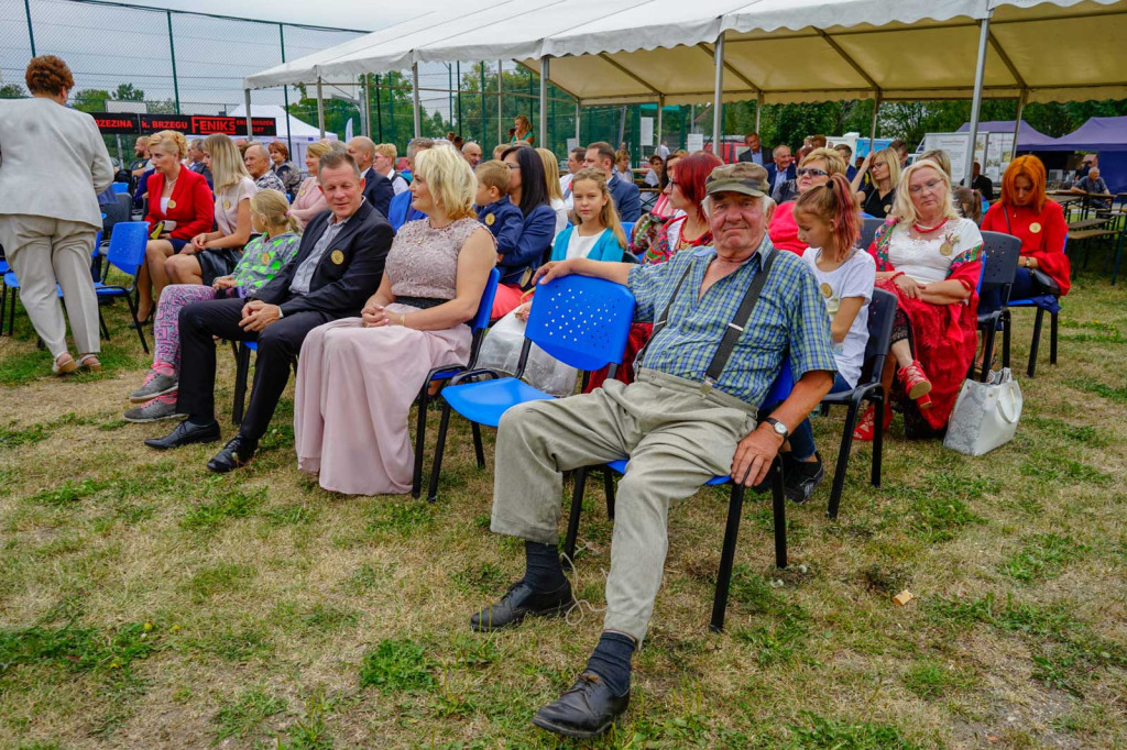 Święto plonów w Brzezinie. Najpiękniejszy wieniec dożynkowy w Gminie Skarbimierz z Kopanie