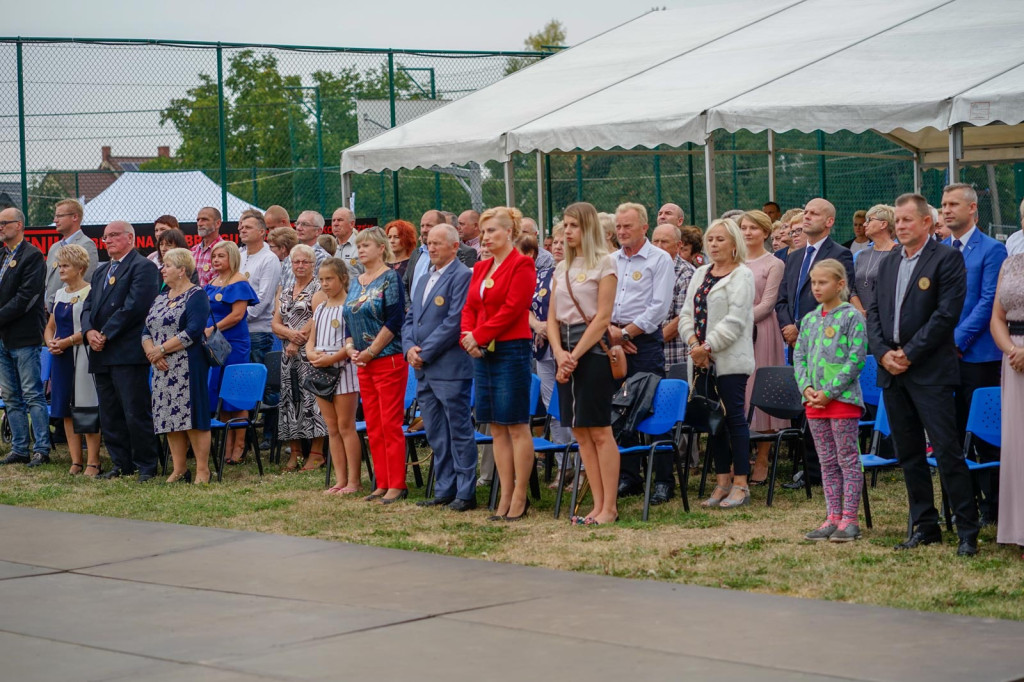 Święto plonów w Brzezinie. Najpiękniejszy wieniec dożynkowy w Gminie Skarbimierz z Kopanie