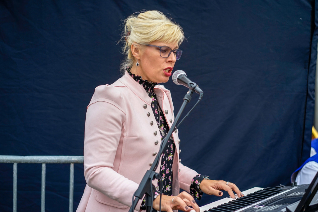 Święto plonów w Brzezinie. Najpiękniejszy wieniec dożynkowy w Gminie Skarbimierz z Kopanie