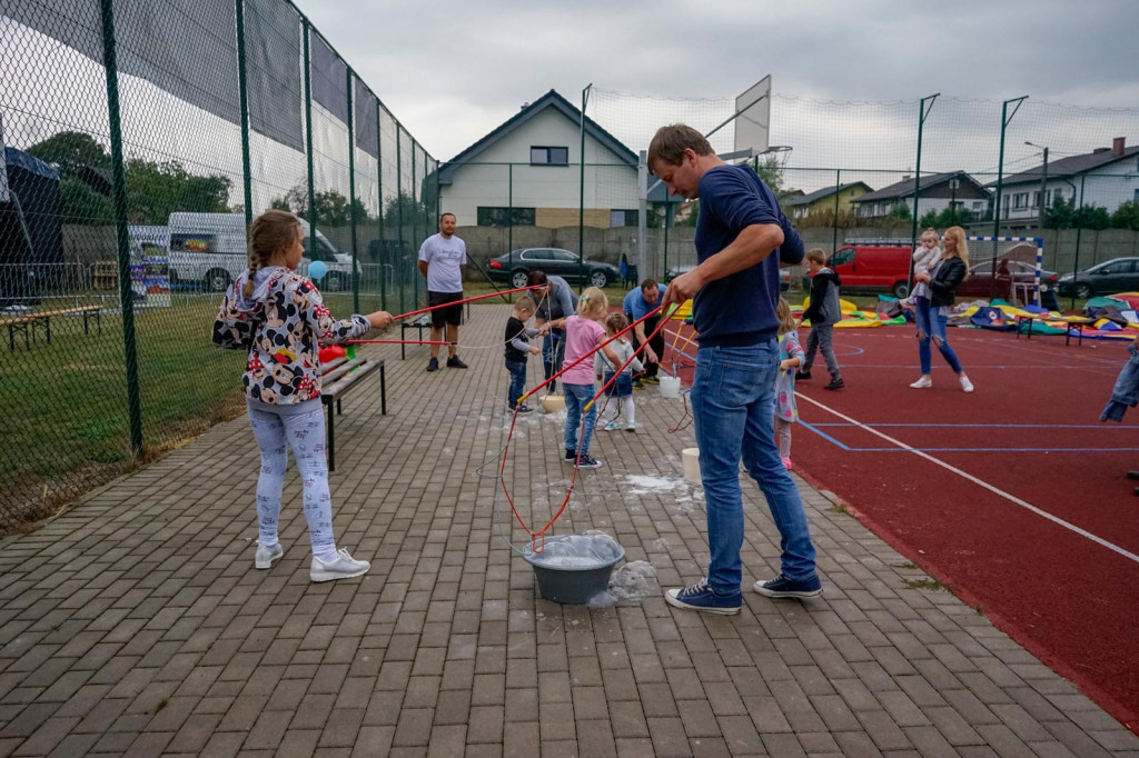 Święto plonów w Brzezinie. Najpiękniejszy wieniec dożynkowy w Gminie Skarbimierz z Kopanie