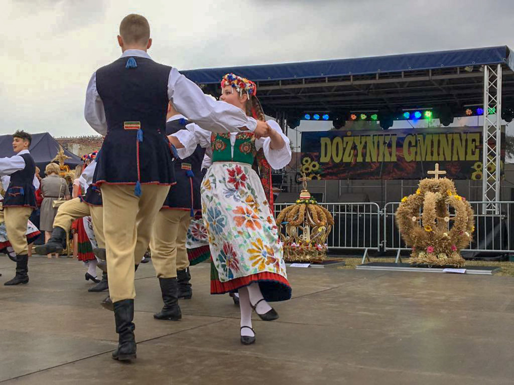 Święto plonów w Brzezinie. Najpiękniejszy wieniec dożynkowy w Gminie Skarbimierz z Kopanie