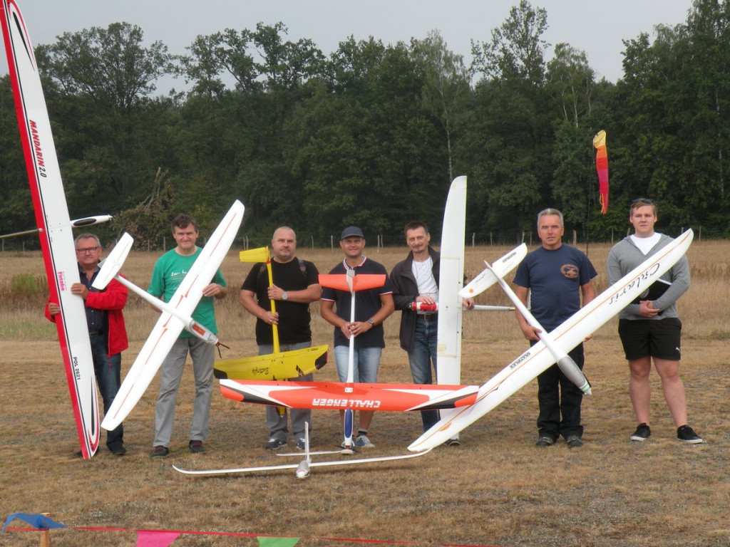 XXI zawody modelarzy w Nowym Folwarku